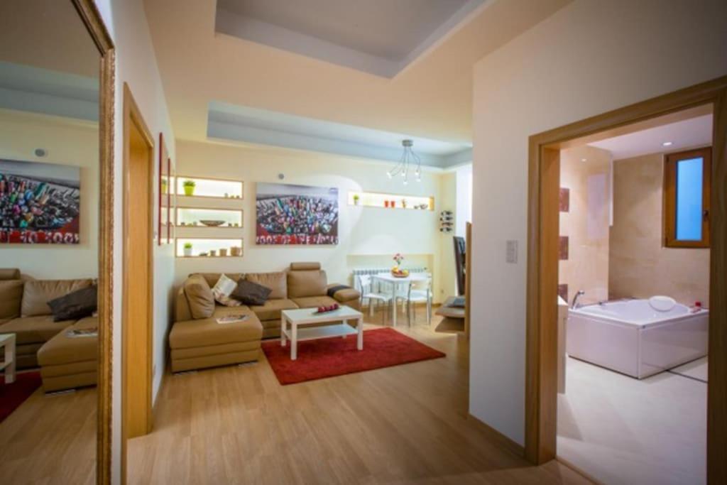 High Tech - Luxurious Apartment Sofia Extérieur photo
