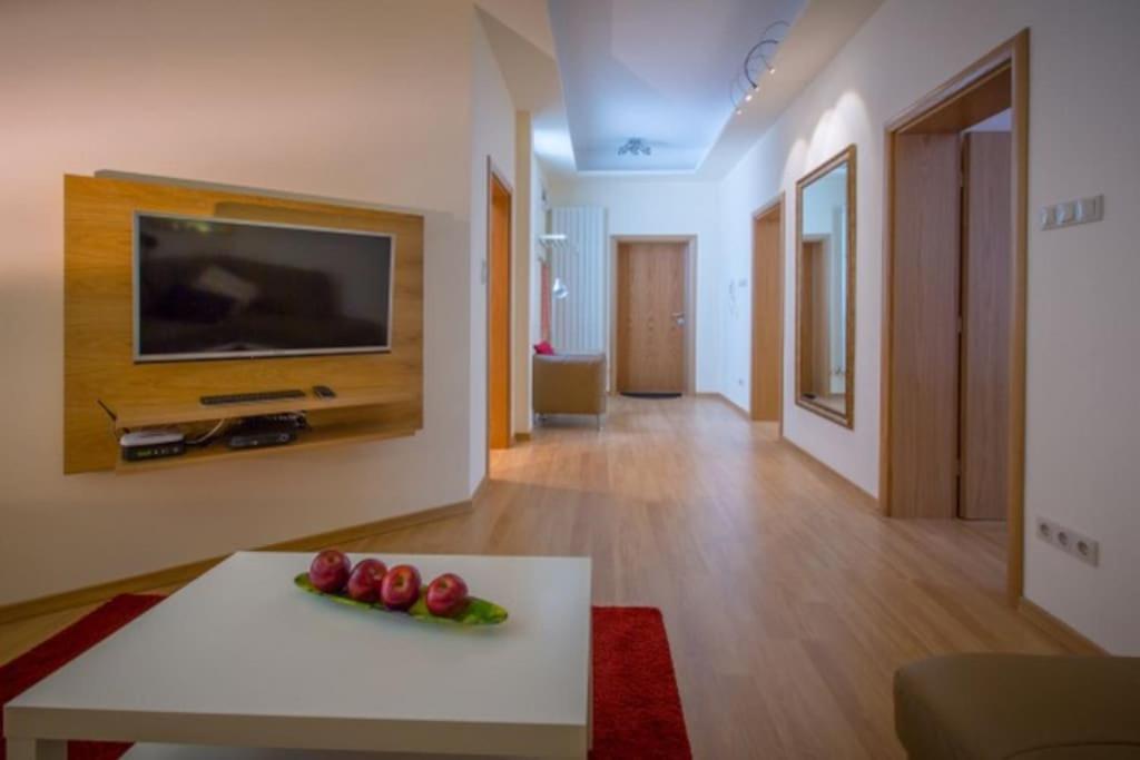 High Tech - Luxurious Apartment Sofia Extérieur photo